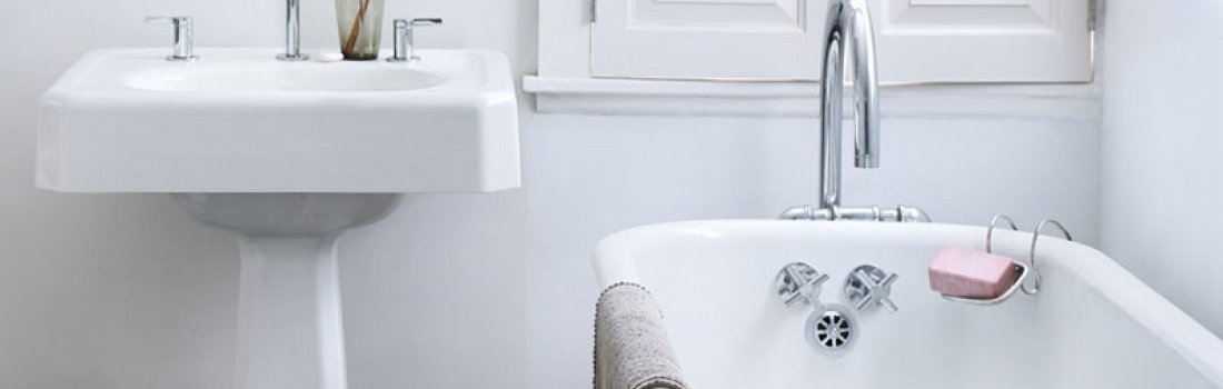 bathroom bathroom
